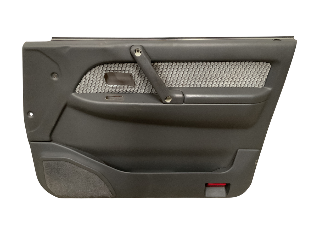 Panel Puerta del dcho Mitsubishi Pajero 91-00 MR750387