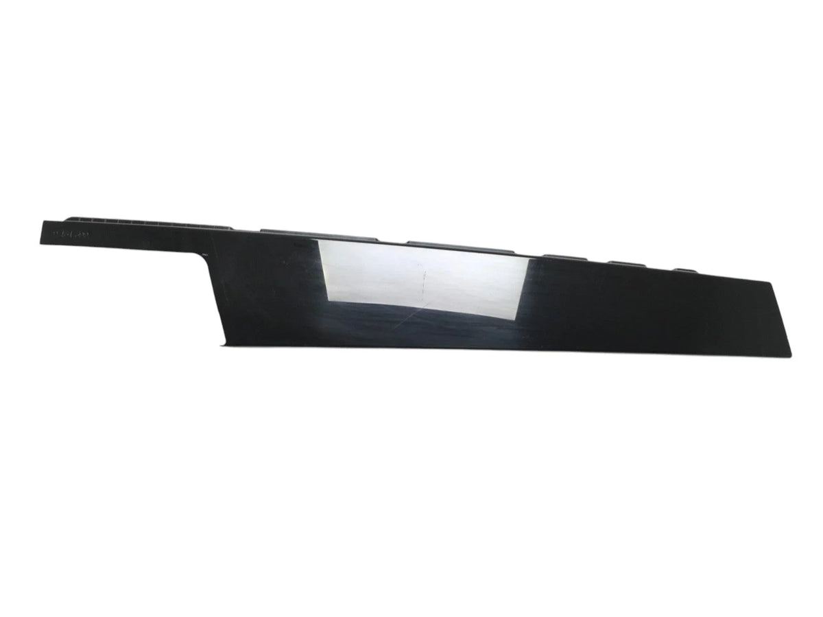 Columna exterior puerta del izq BMW X1 U11 160810-13