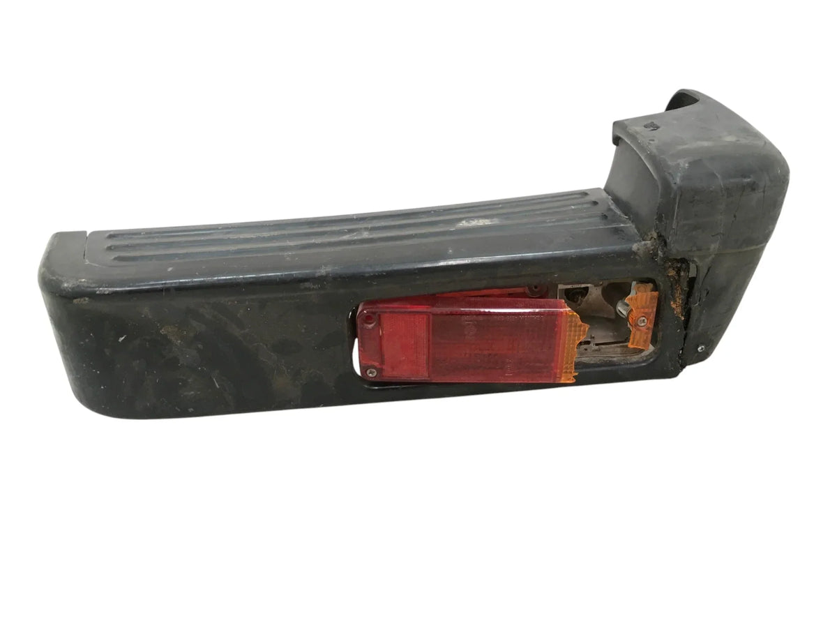 Estribo tra dcho Daihatsu Feroza F300