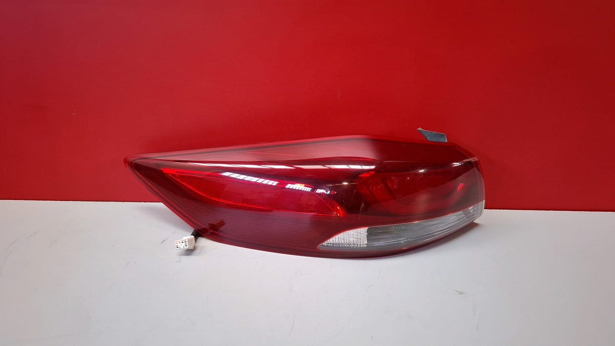 Piloto Trs IZQ Ext Hyundai Elantra 2016 92401F2000 92401F2000