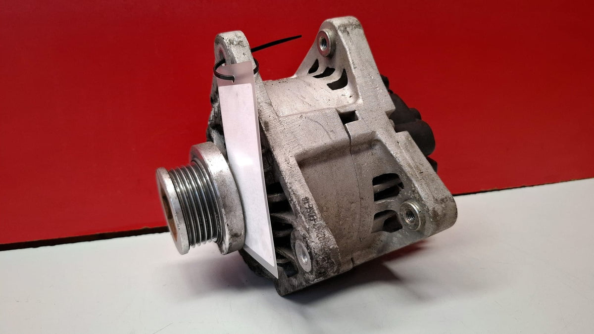 Alternador Renault Megane 1.5 DCI Año 2005 Renault Megane 2005 ALTERNADOR ALTERNADOR