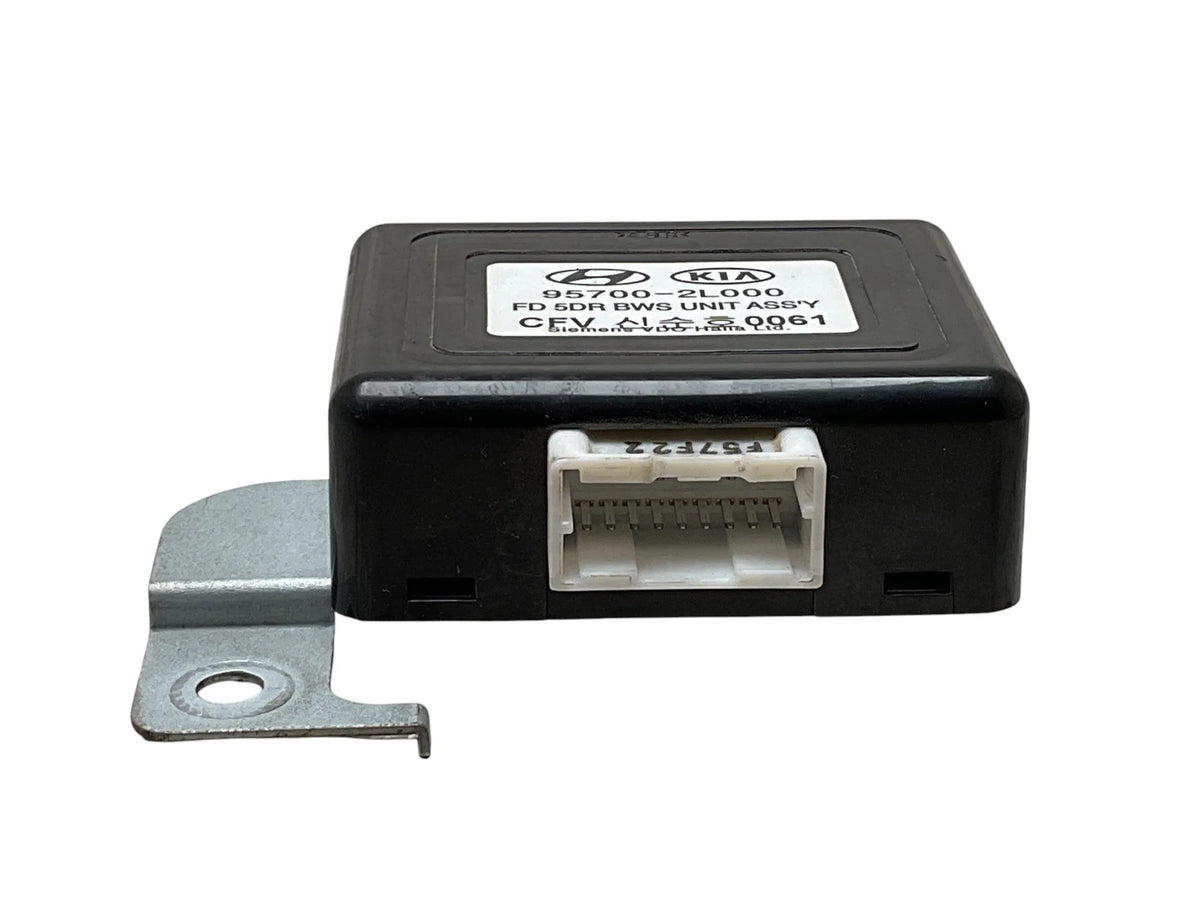Unidad Estacionamiento Hyundai i30 957002L000