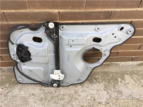 Elevalunas trasero Izq VW Touran 1T