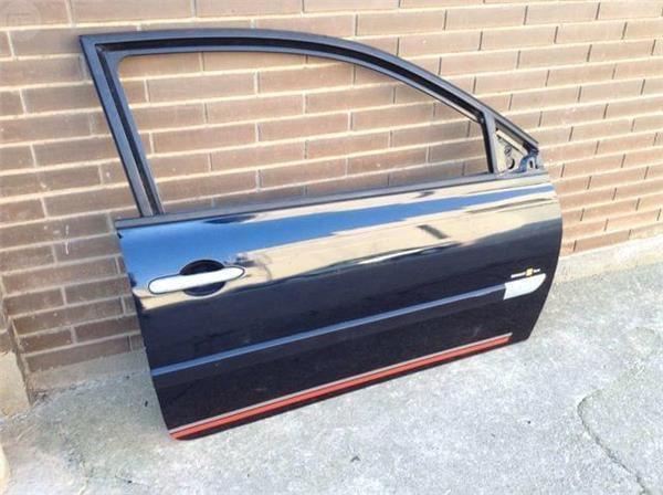 Puerta derecha renault megane ii