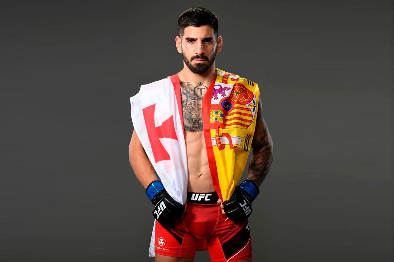 Ilia Topuria, conocido como El Matador en la UFC, es reconocido por sus coches de lujo. Descubre los impresionantes vehículos que el famoso luchador de la UFC conduce fuera del octágono. - AutoRR