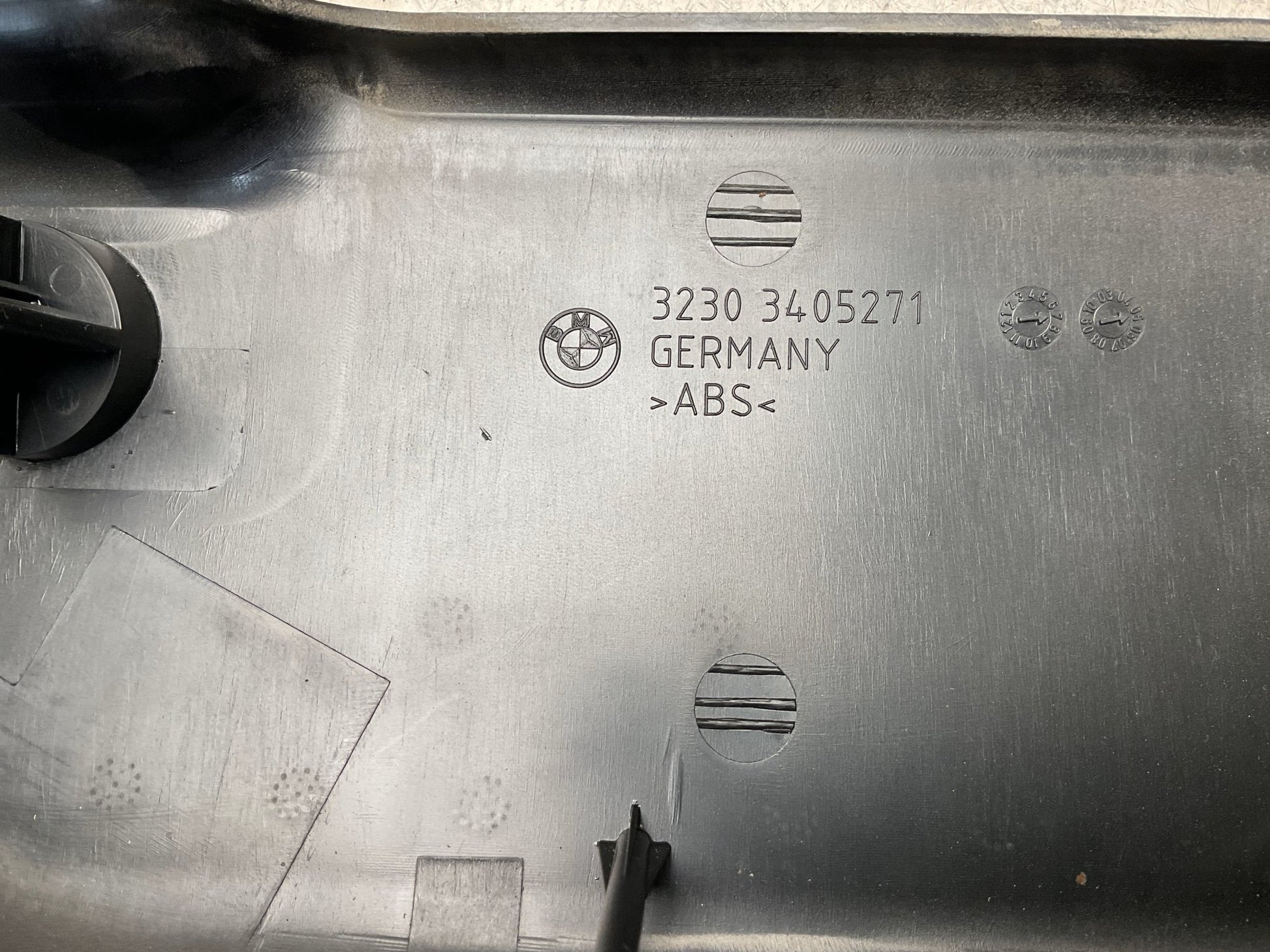 32303405271 Moldura Columna direccion BMW X3 E83 - 32303405271