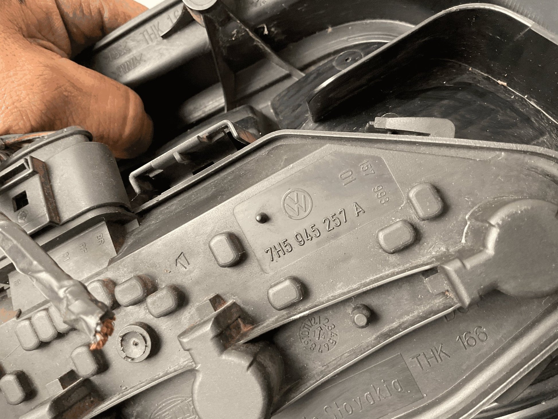 7H5945257A Piloto tra izq VW T5 Fase 2 - 7H5945257A