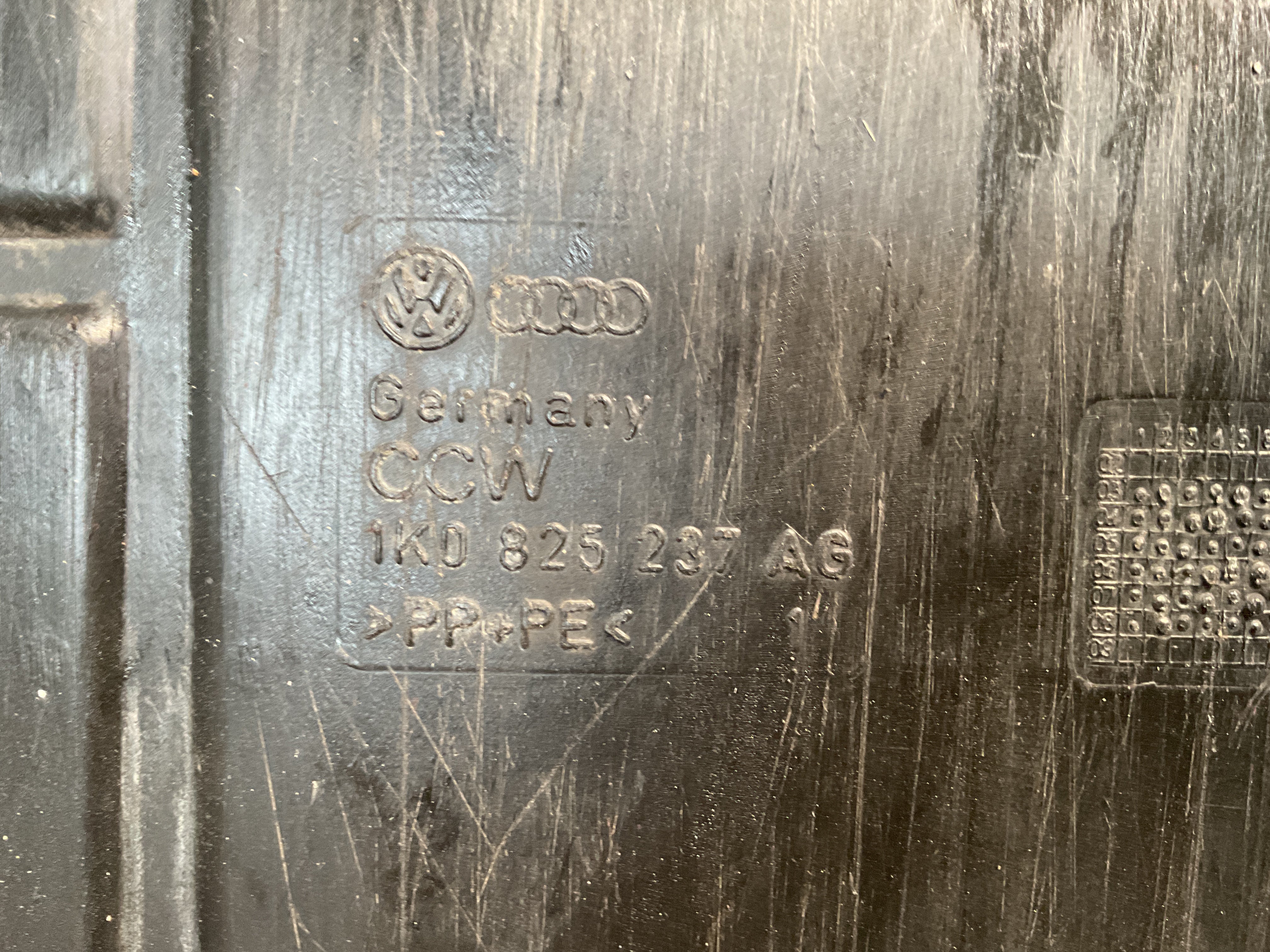 Cubrecarter VW 1K0825237AG 1.9TDi