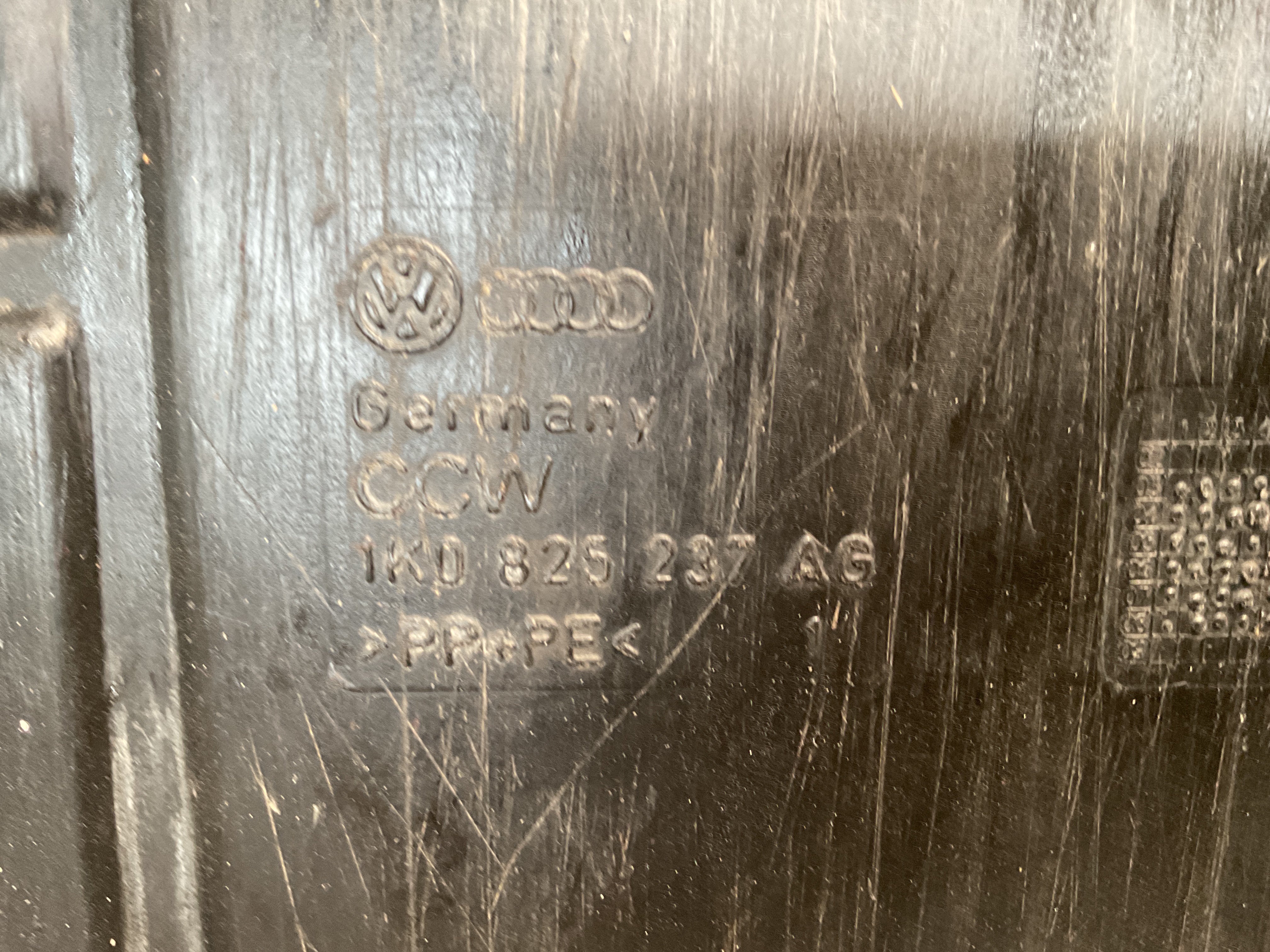 Cubrecarter VW Golf 2003-2009