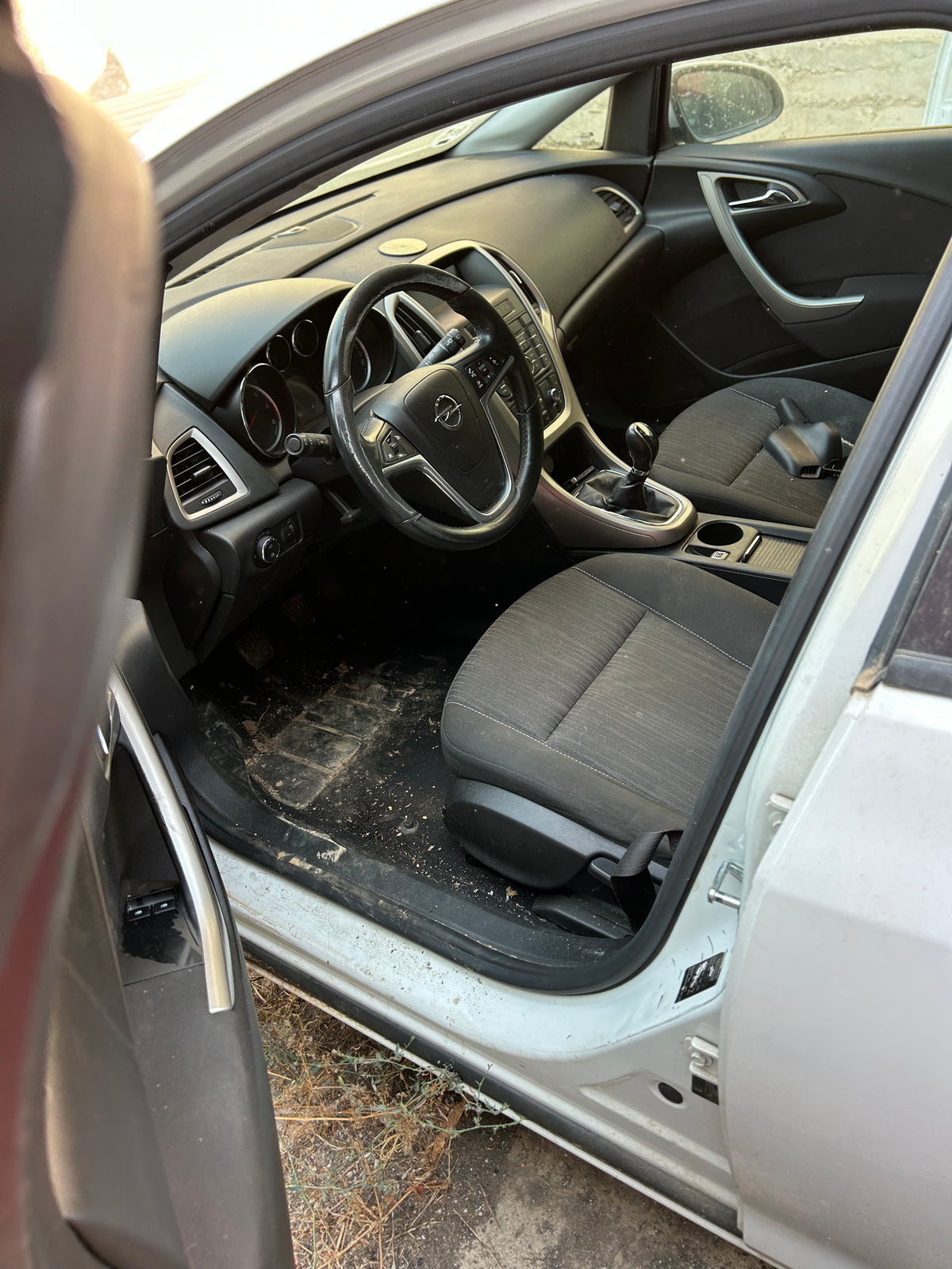 Despiece Opel Astra J Sports Tourer 1.3 CDTI 95 CV