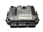 Centralita Motor UCE Renault Trafic II 01-06