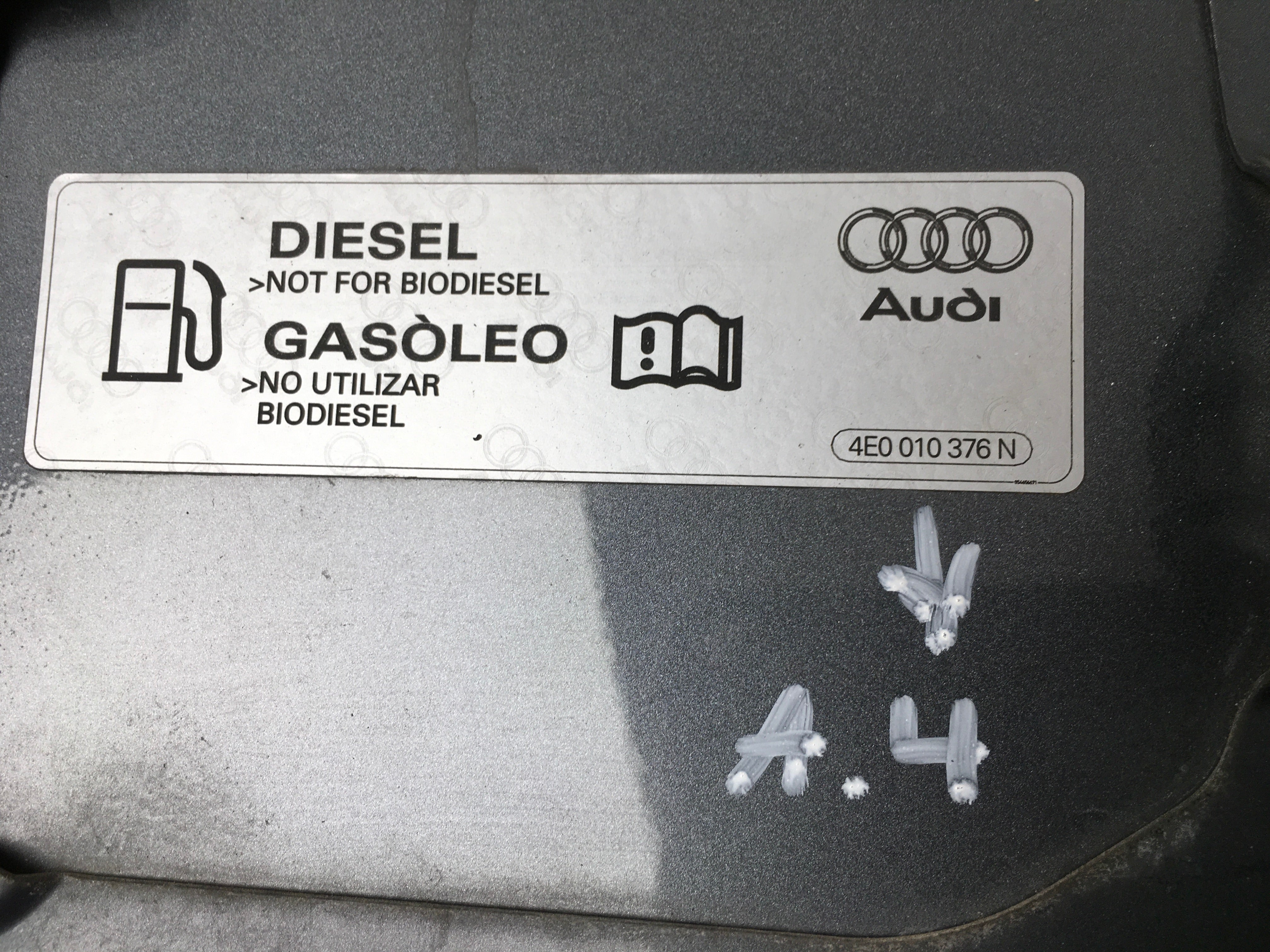 Tapa Combustible Audi A4 8E