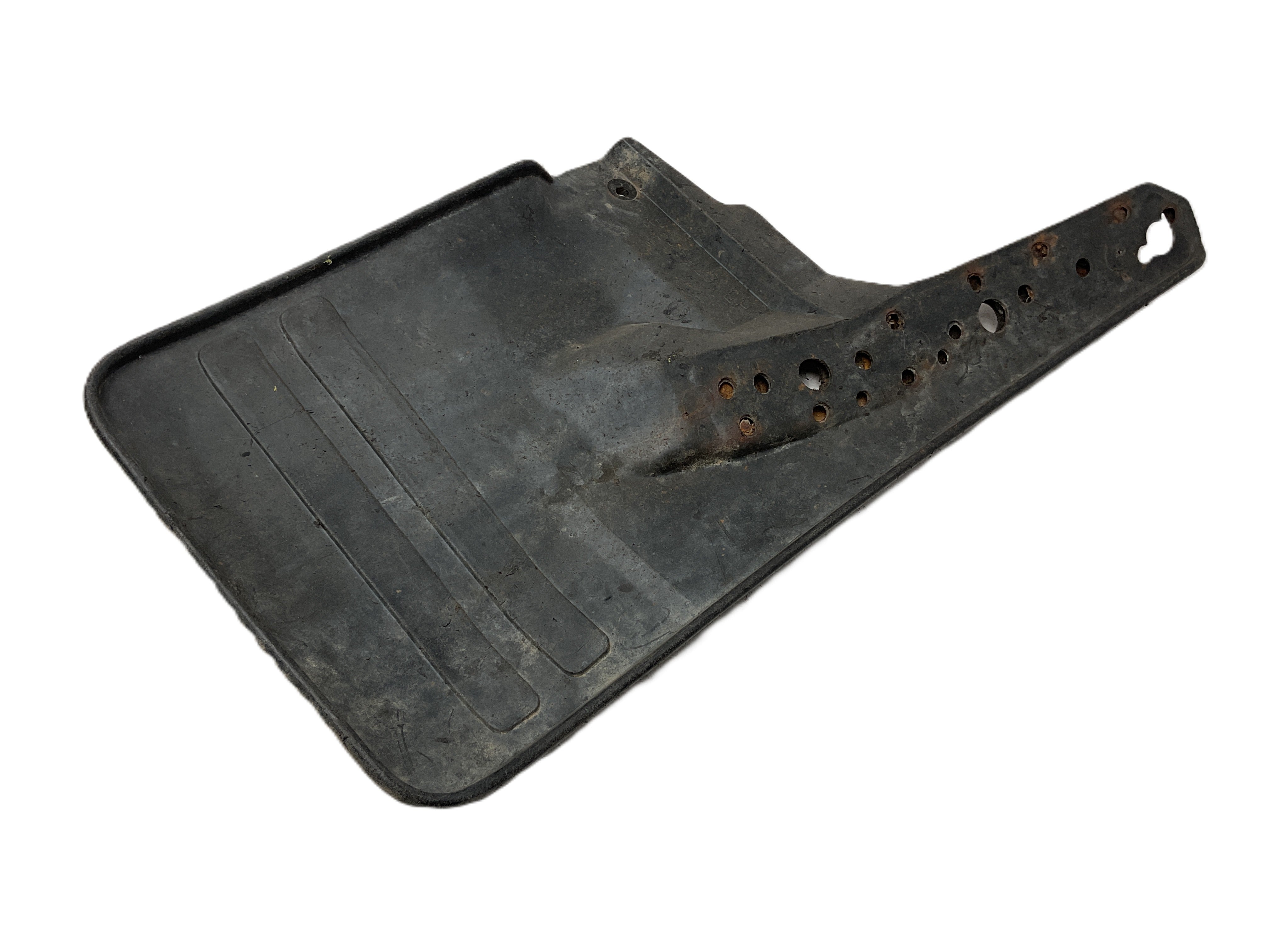 Guardabarros tra izq Mitsubishi MB646923