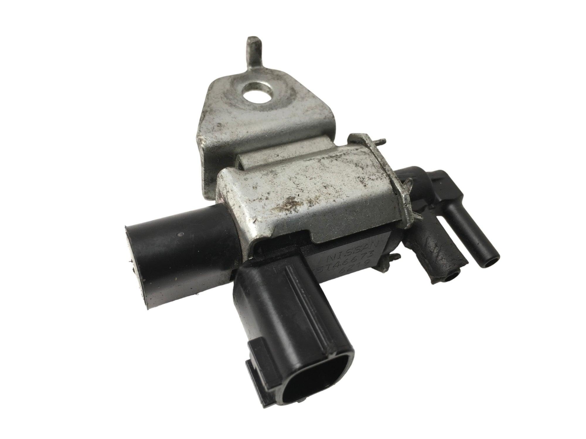 Valvula Solenoide Nissan K5T46673 - AutoRR K5T46673