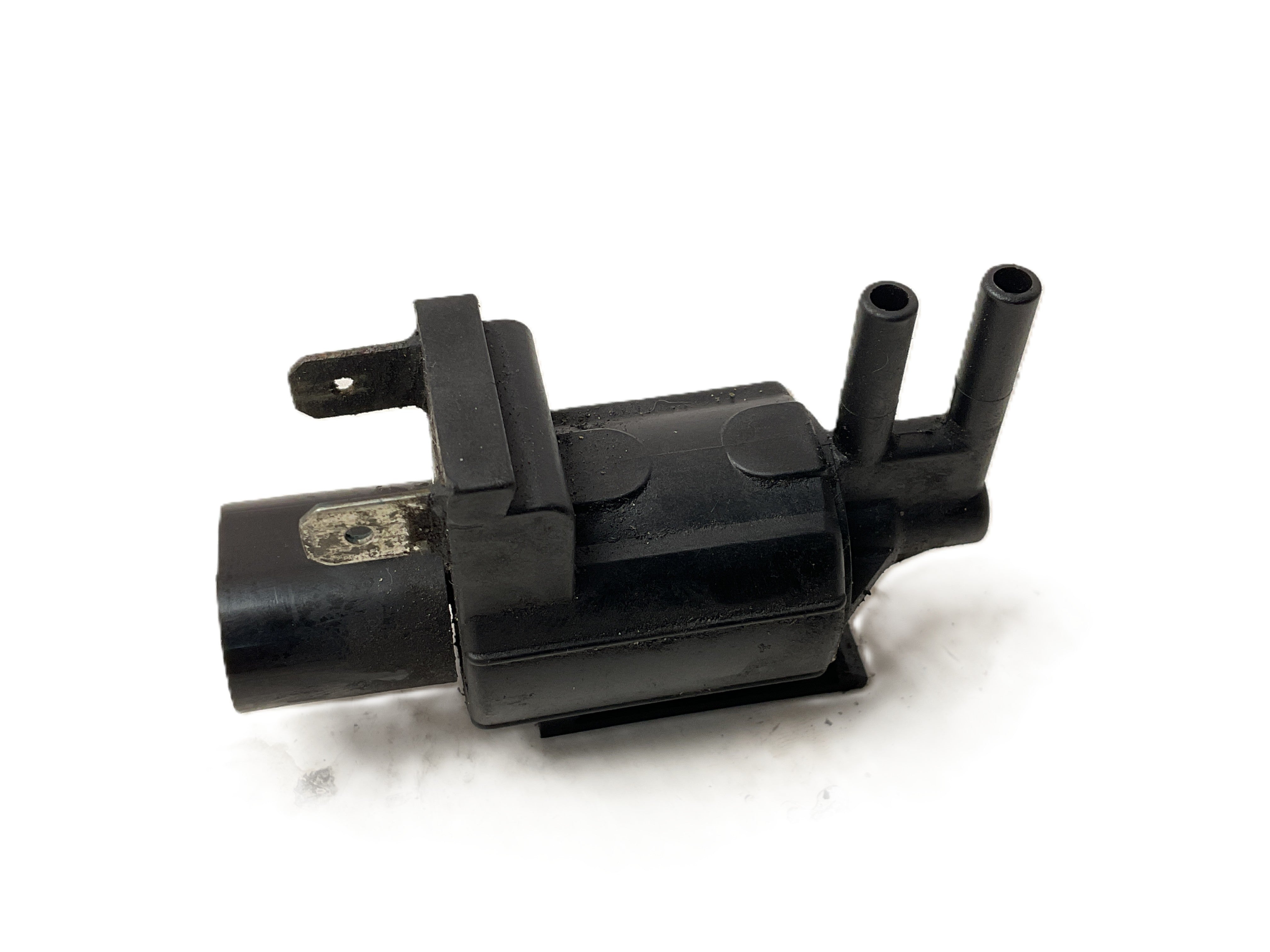 Valvula Vacio Mitsubishi K5T43992