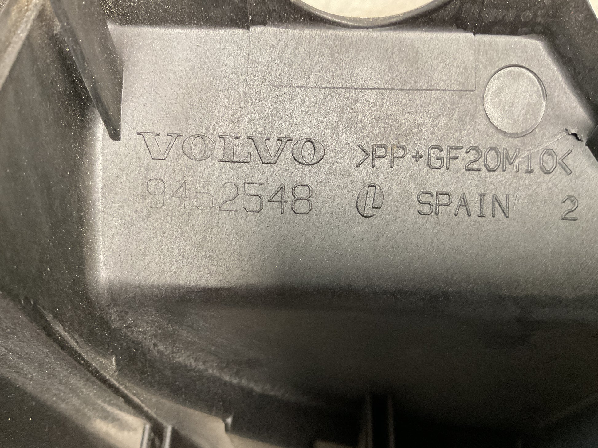 Cubierta Caja Fusibles Volvo 9452548 - 9452548