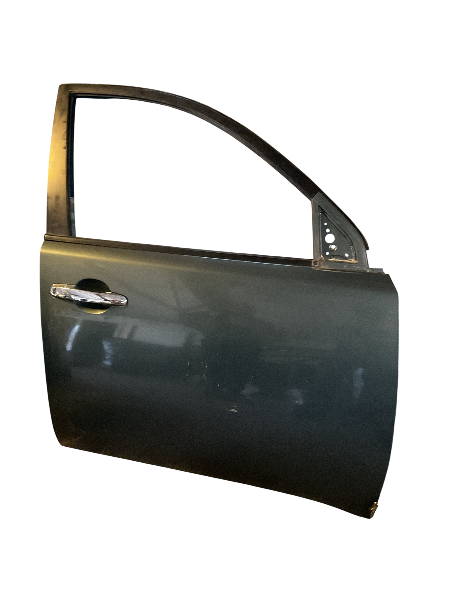 Puerta del dcho Mitsubishi L200 05-15