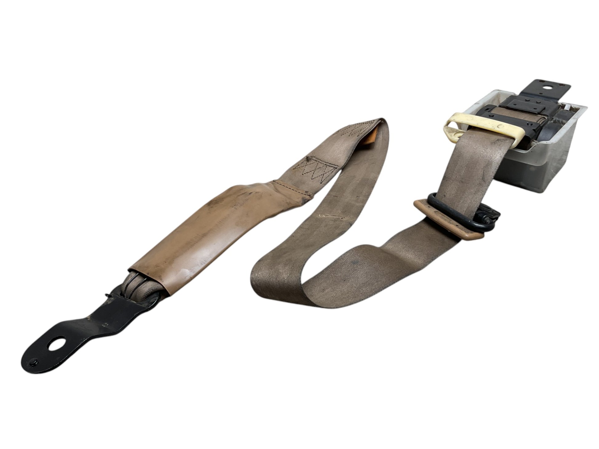 Cinturon del dcho Mitsubishi Pajero 1982-1991 - MB495883