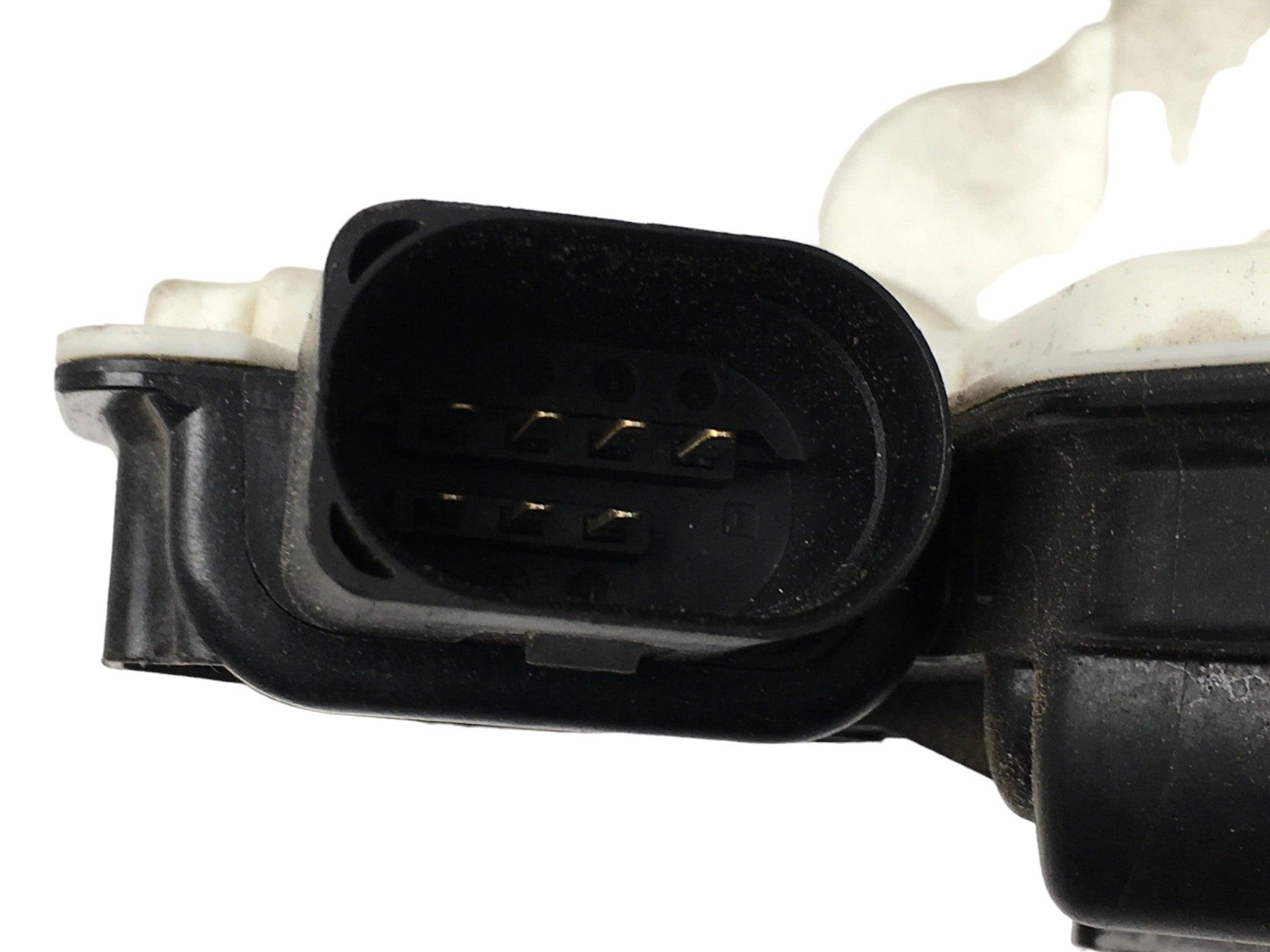 Cerradura del izq VW 5N1837015C - AutoRR 5N1837015C