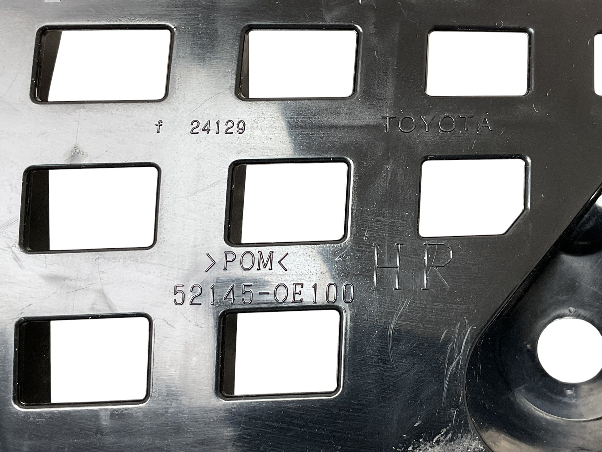 Soporte Paragolpes del dcho Toyota Highlander 19-25 - 52145OE100