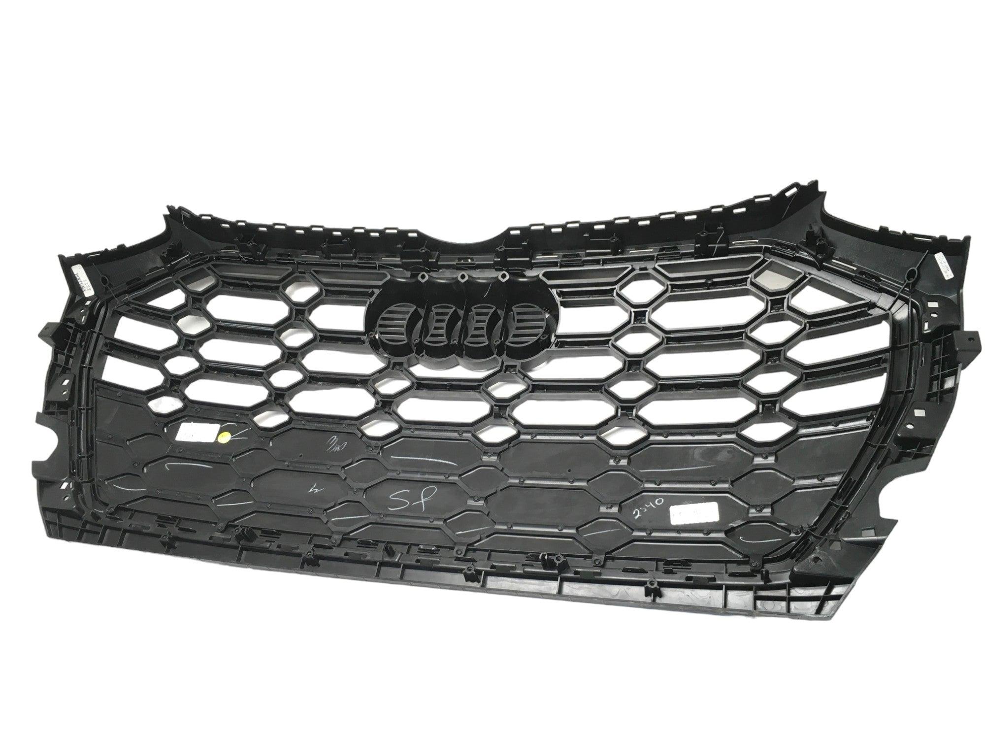 Rejilla Radiador Audi Q5 80A Renovado - AutoRR 80A853651AH