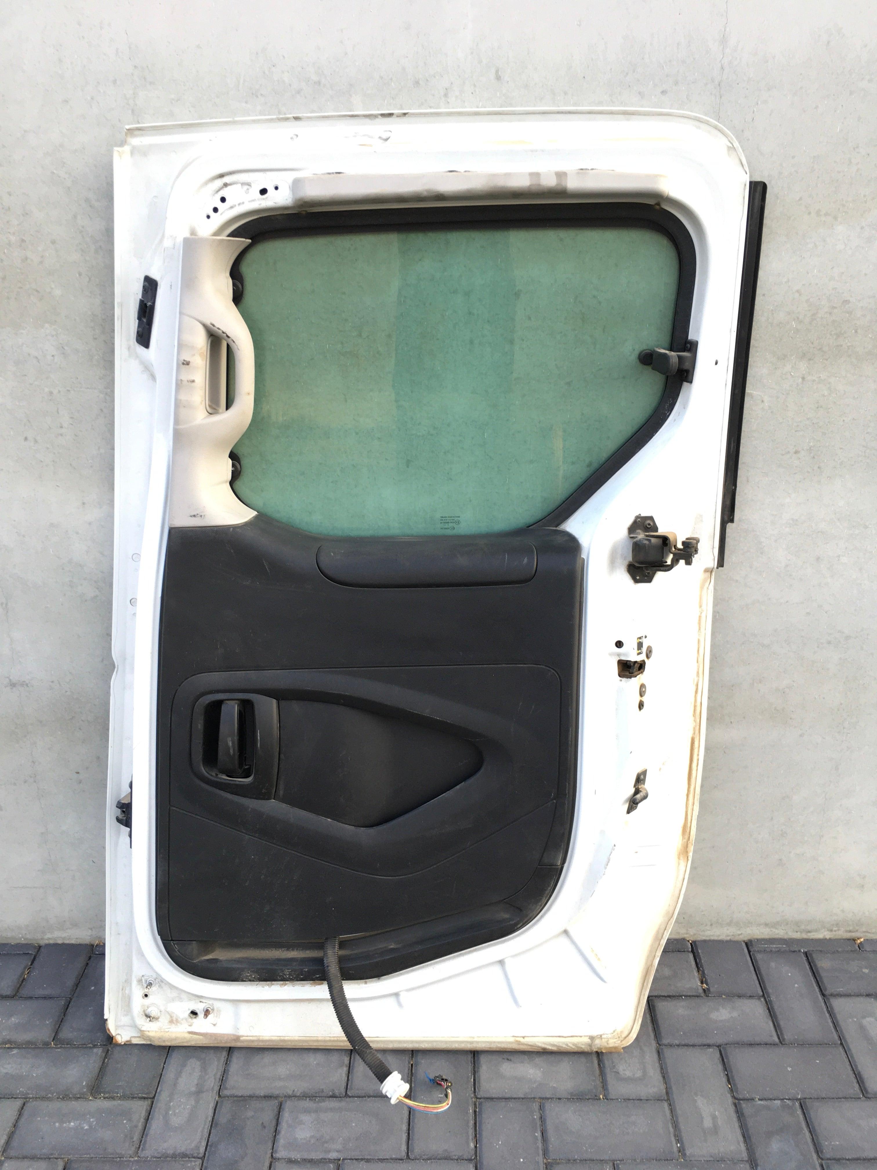 Puerta derecha deslizante Citroen Berlingo II - AutoRR 9831169680