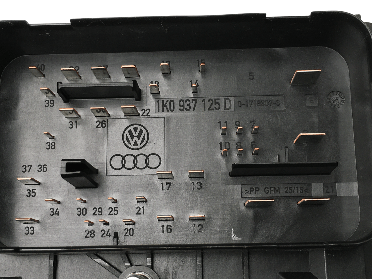 Caja fusibles VW 1K0937125D - AutoRR 1K0937125D