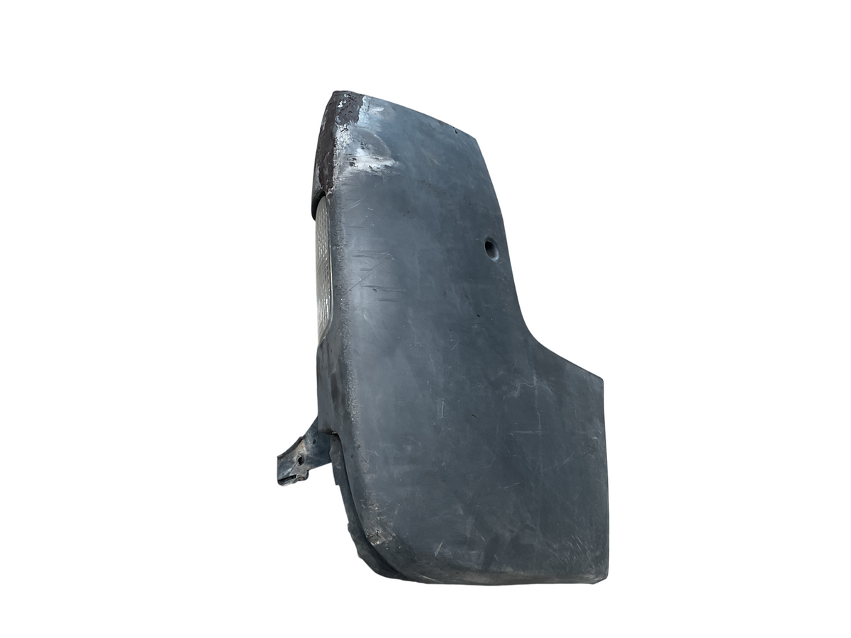 Puntera paragolpes tras dcha Renault Trafic II 01-14