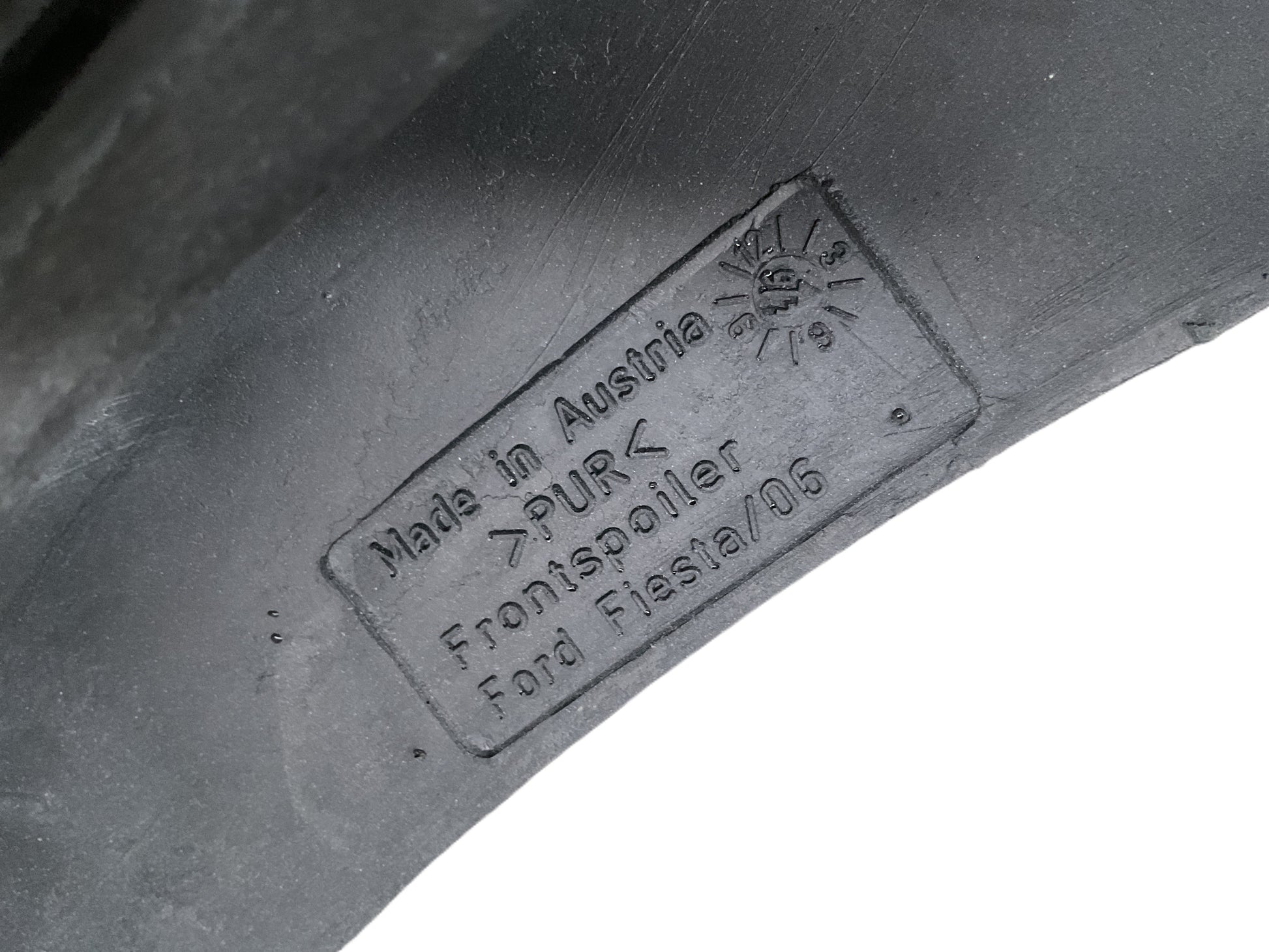 Cubierta paragolpes frontal Ford Fiesta V 02-08