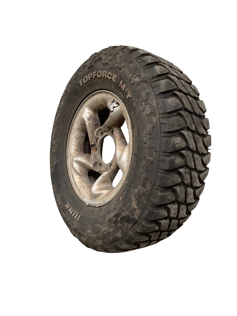 Llanta Mitsubishi Galloper 98-03