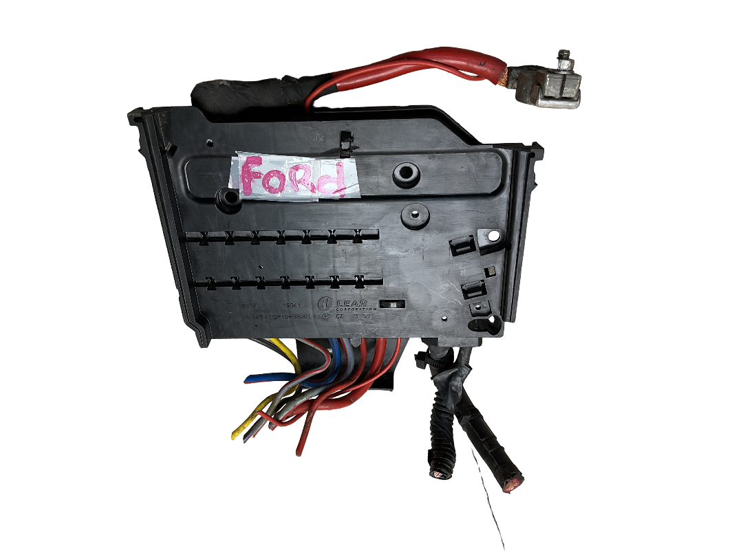 Caja fusibles Ford CMAX/FOCUS 10-19