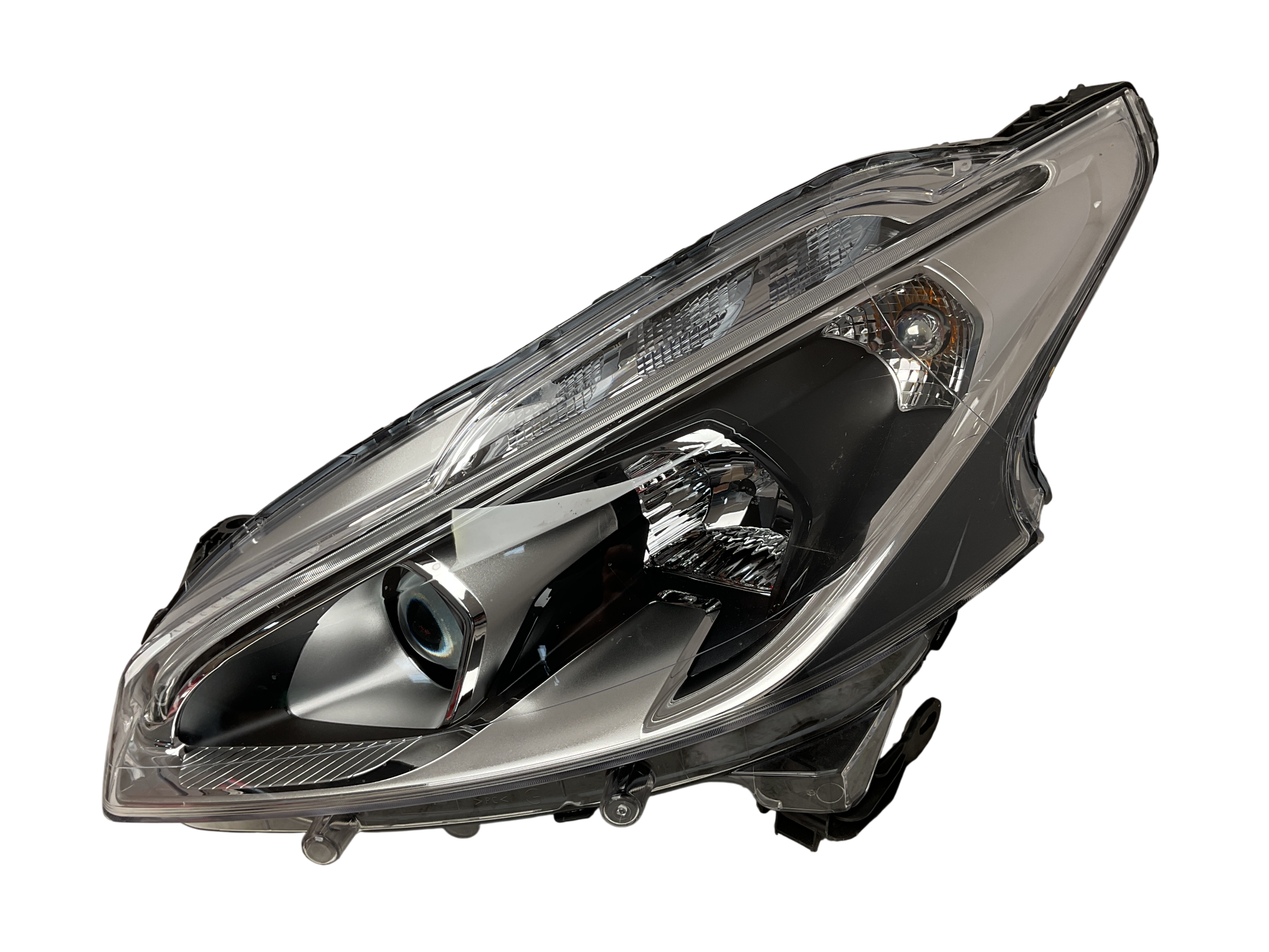 Faro del izq Peugeot 208 15-20