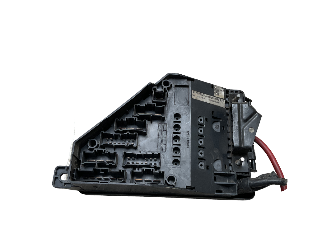 Caja Fusibles LR Freelander 97-06