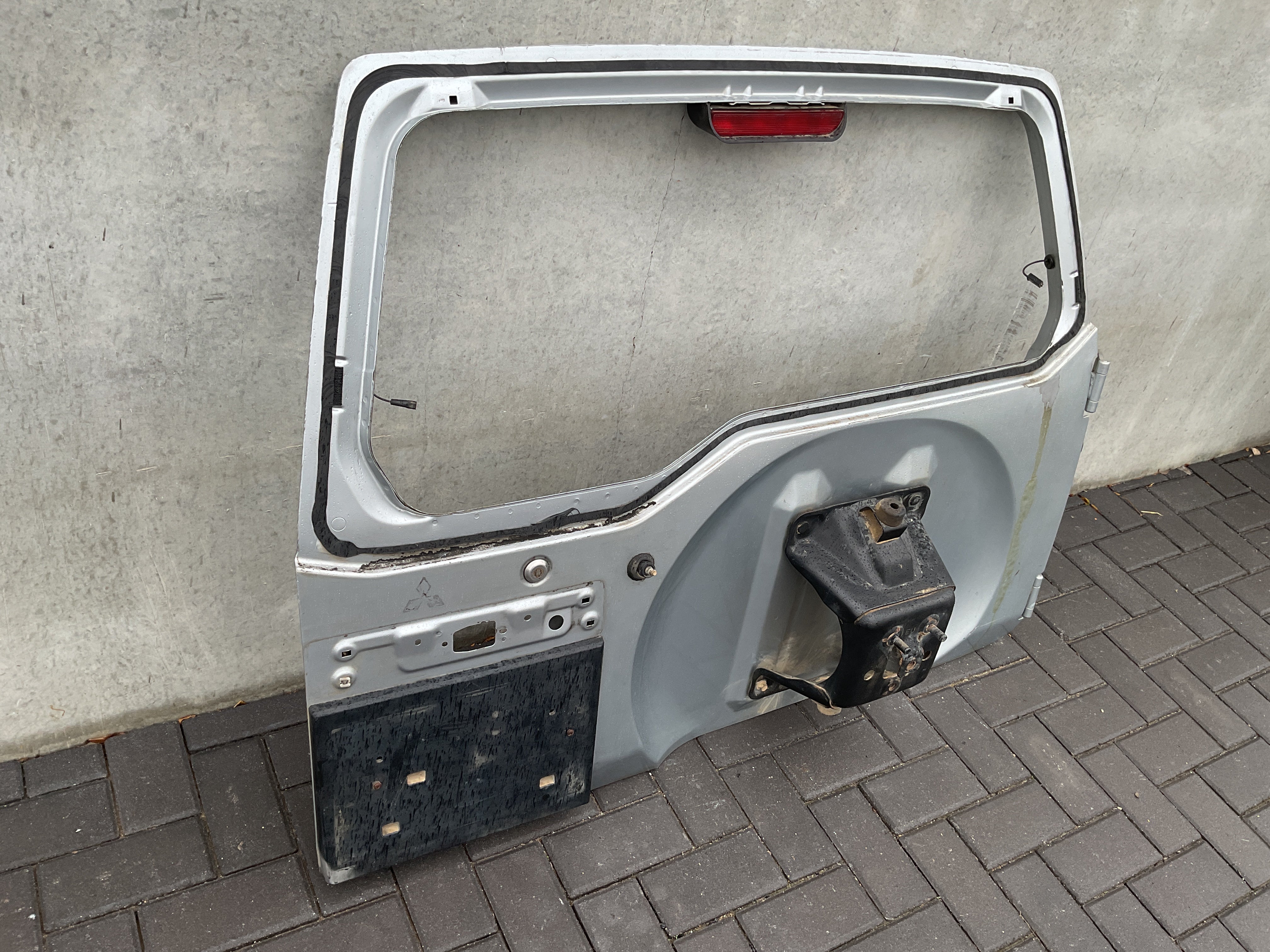 Porton Mitsubishi Montero Pinin 98-07