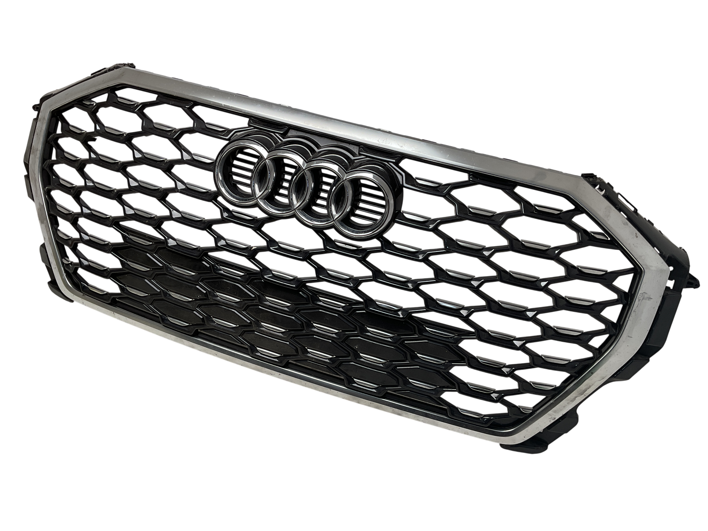 Rejilla Radiador Audi Q3 2018-2026