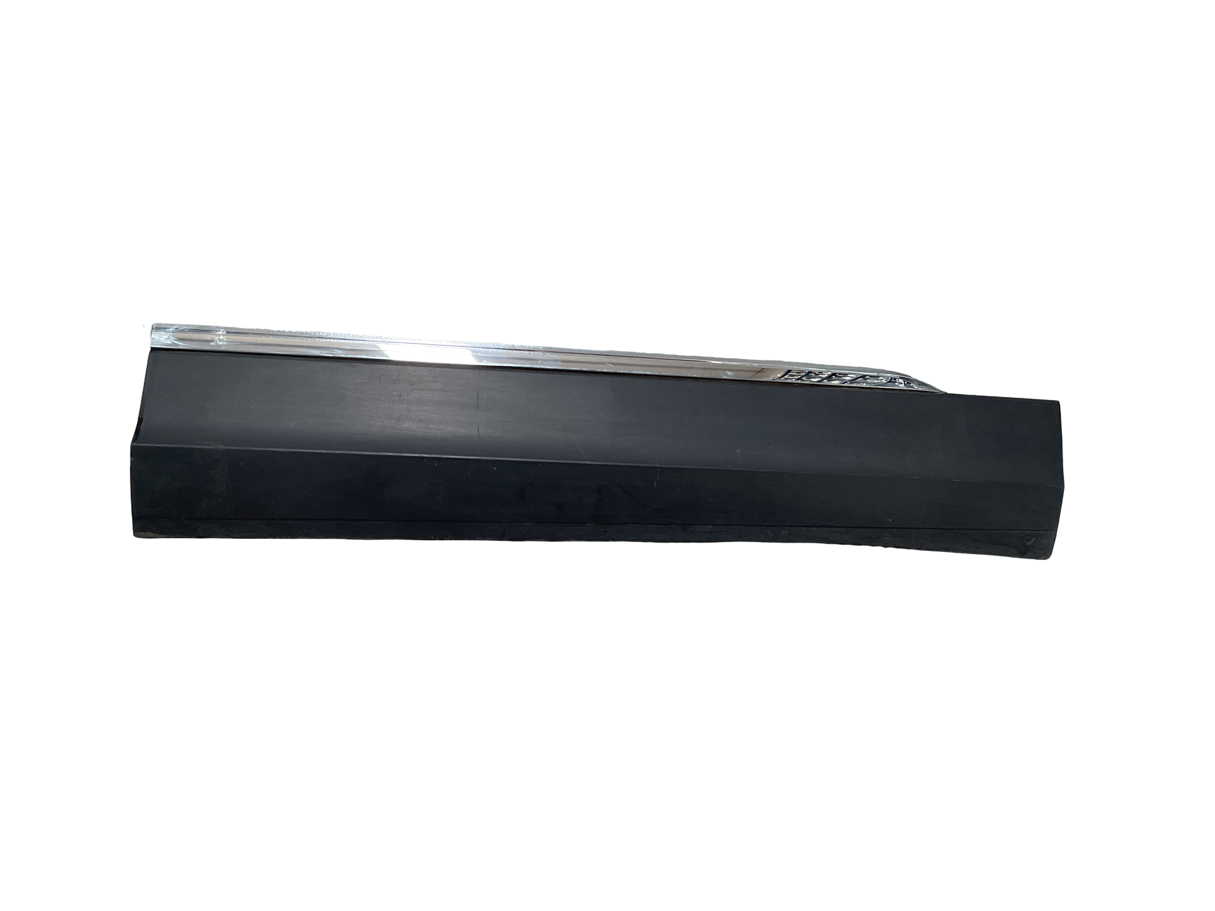 Embellecedor puerta del dcha VW Tiguan 16-25