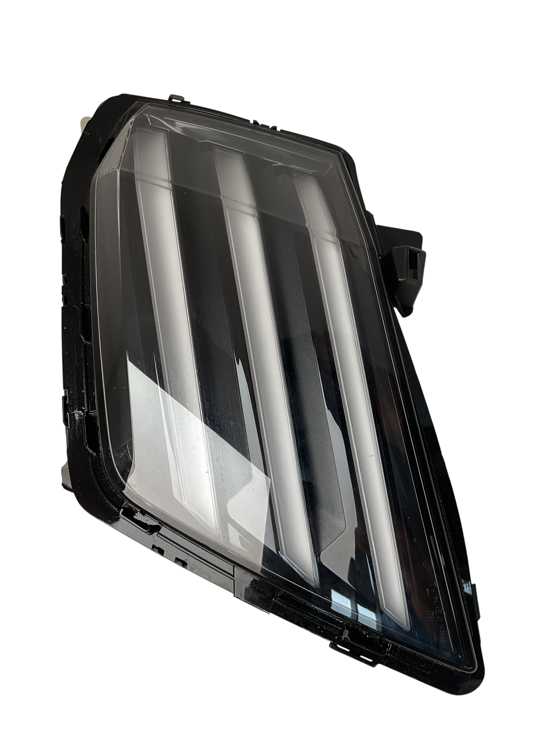 Faro Antiniebla del dcha Peugeot 208 23-26
