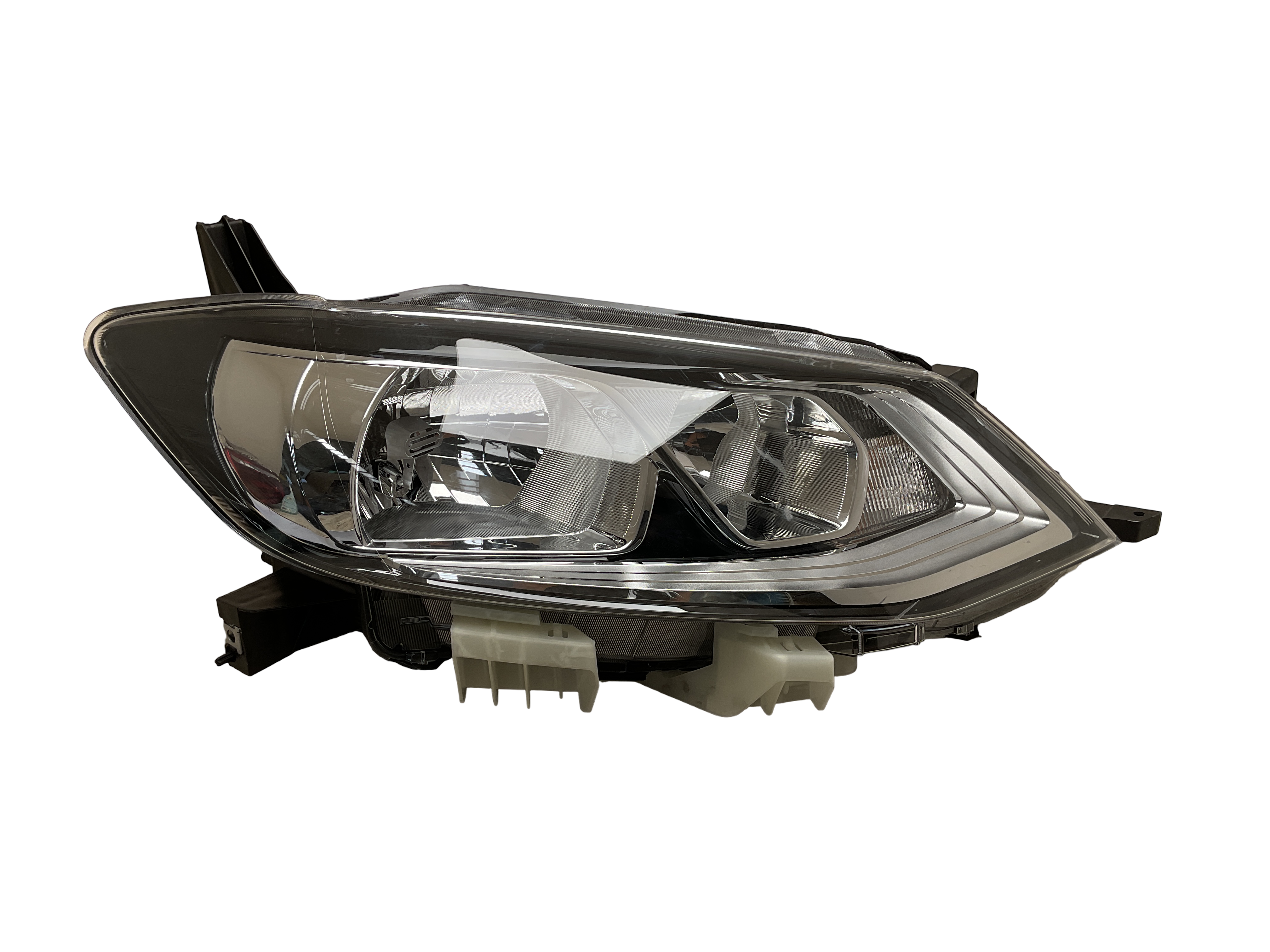 Faro del dcho Nissan Pulsar 14-18