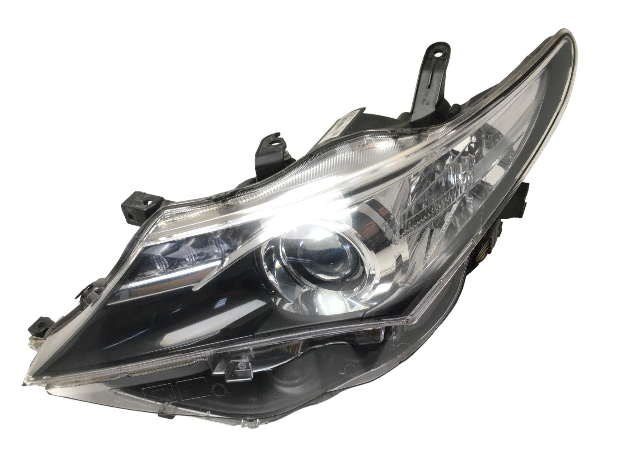 Faro izquierdo Toyota Auris E18 - AutoRR 8115002E21