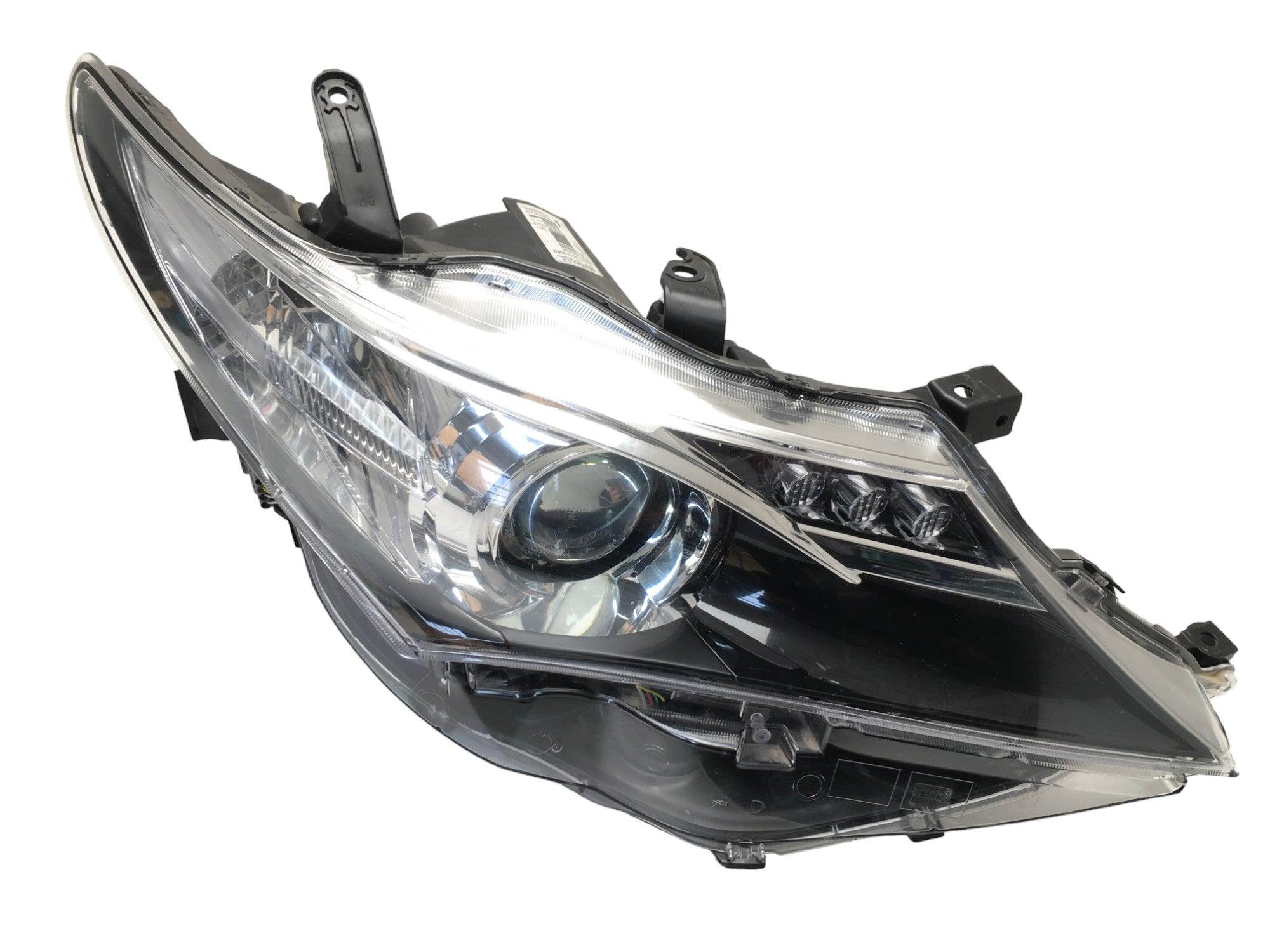 Faro derecho Toyota Auris E18 - AutoRR 8111002E21