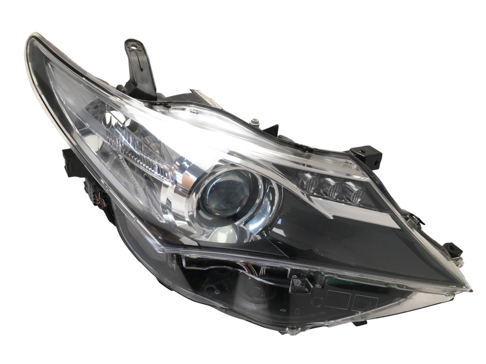 Faro derecho Toyota Auris E18 - AutoRR 8111002E21_