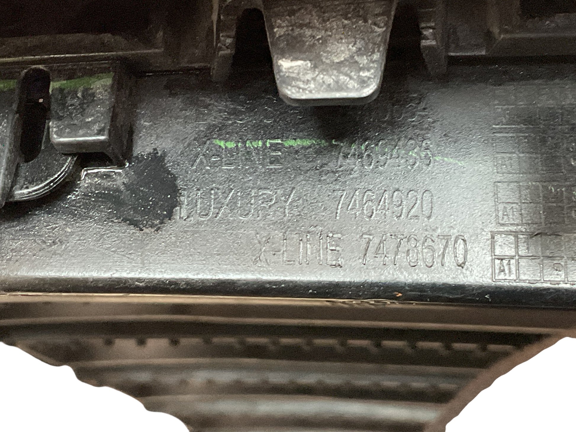 Rejilla frontal dcha Bmw x3-x4 7464922 - 7464922