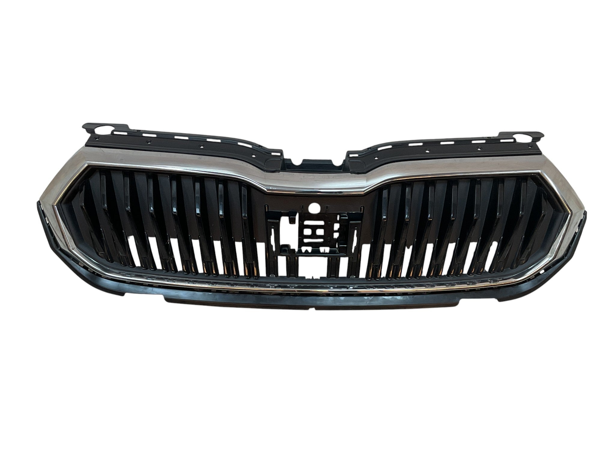 Rejilla frontal skoda Fabia 4ta gen 18-25