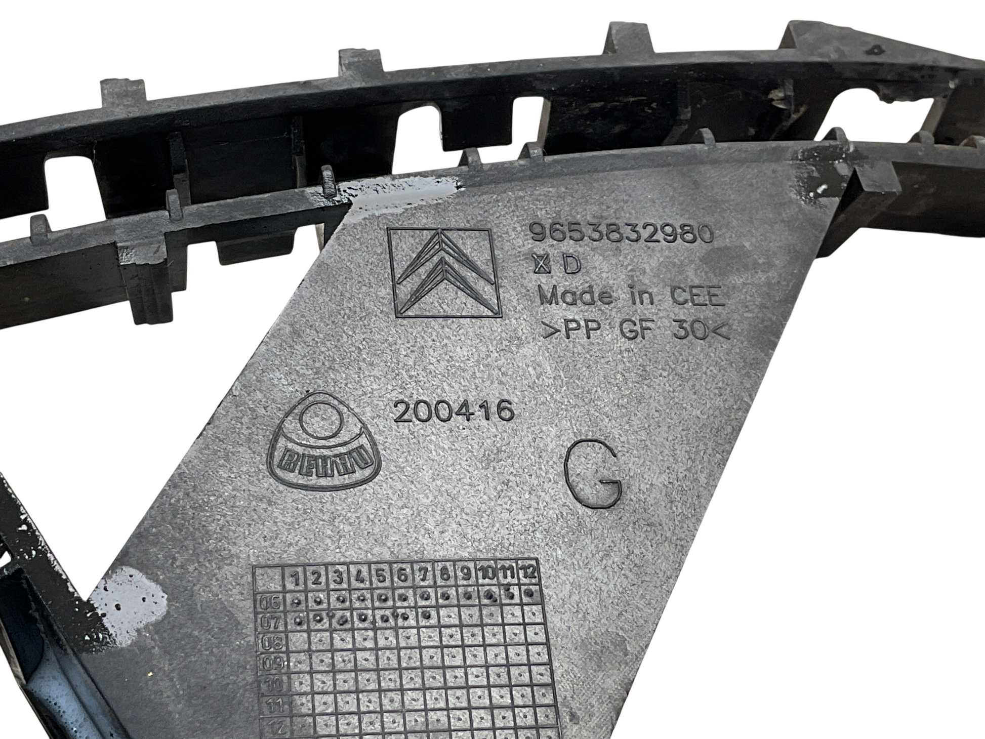 Soporte paragolpes del izq Citroën 9653832980