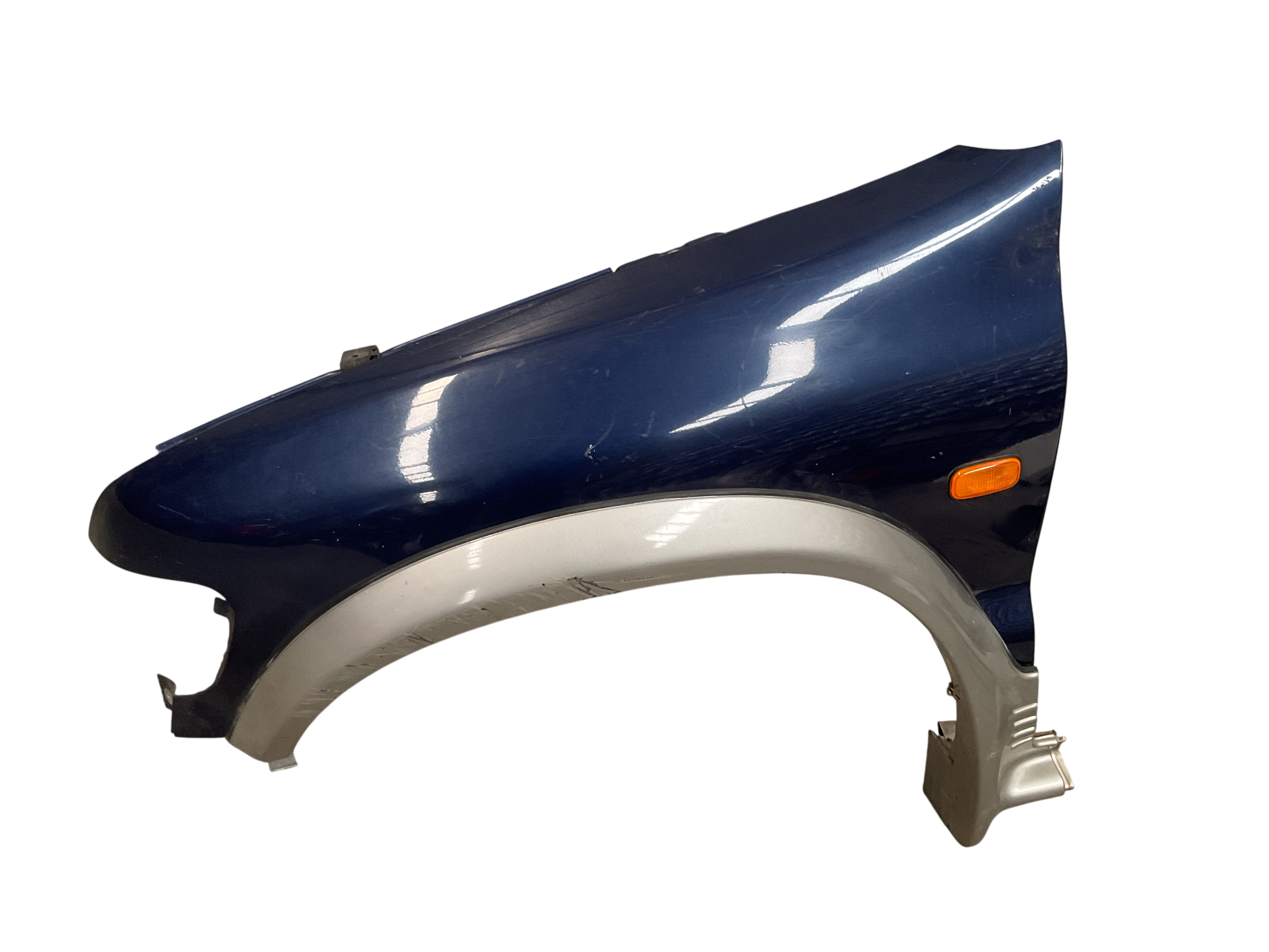 Aletin del izq Kia Sportage K00 94-04