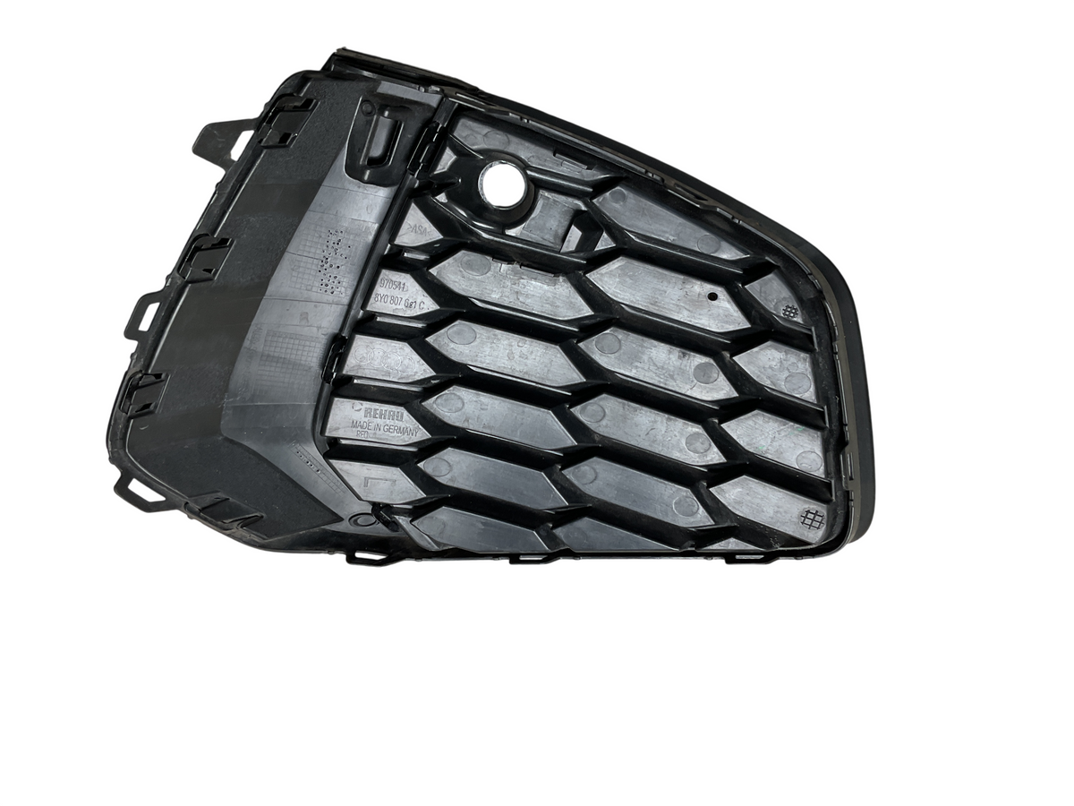 Rejilla paragolpes del izq Audi A3 20-26