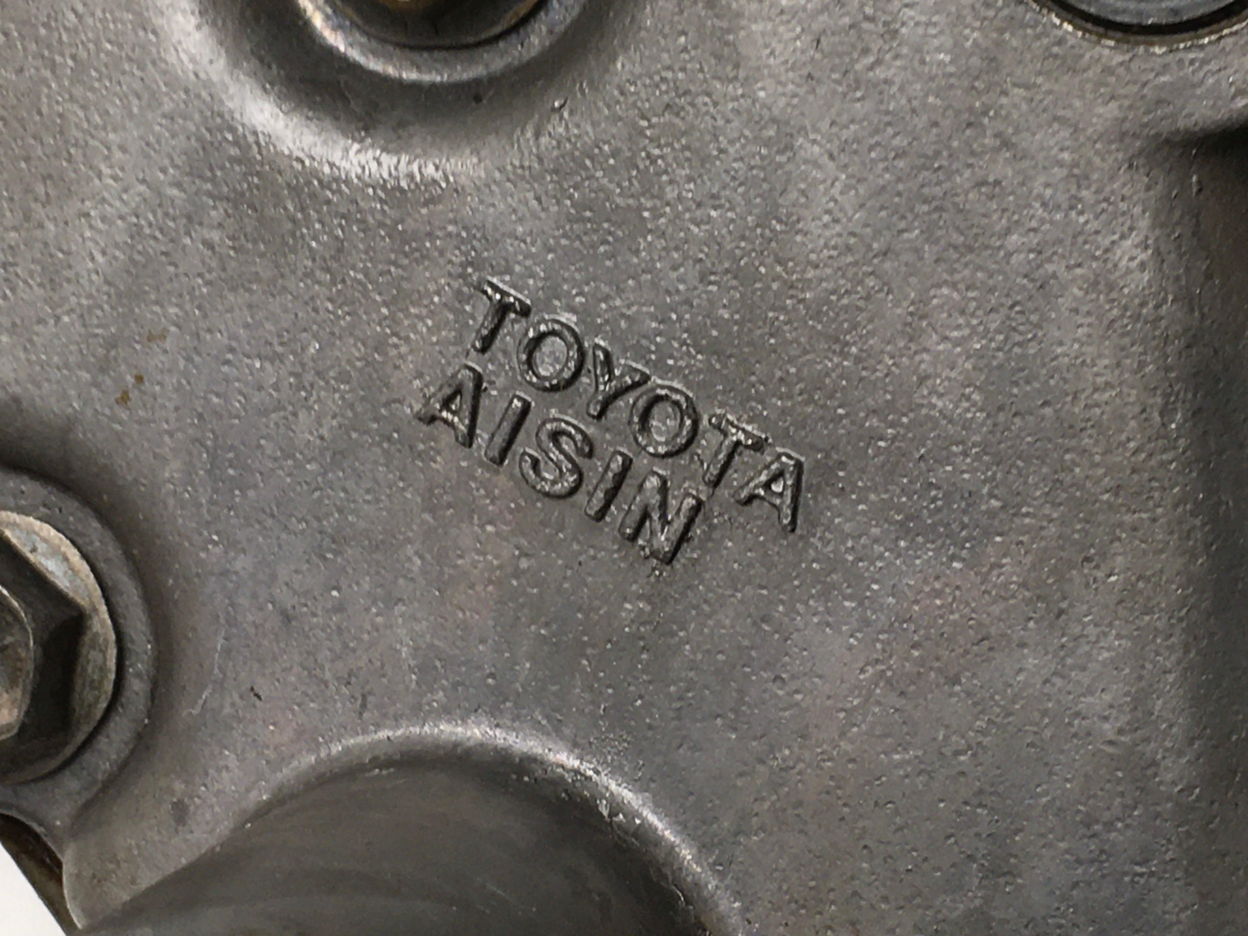 Bomba aceite Toyota 1510028020 - AutoRR 1510028020