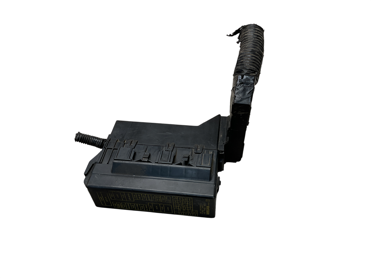 Caja Fusibles Nissan 24382AU010 24382AU010