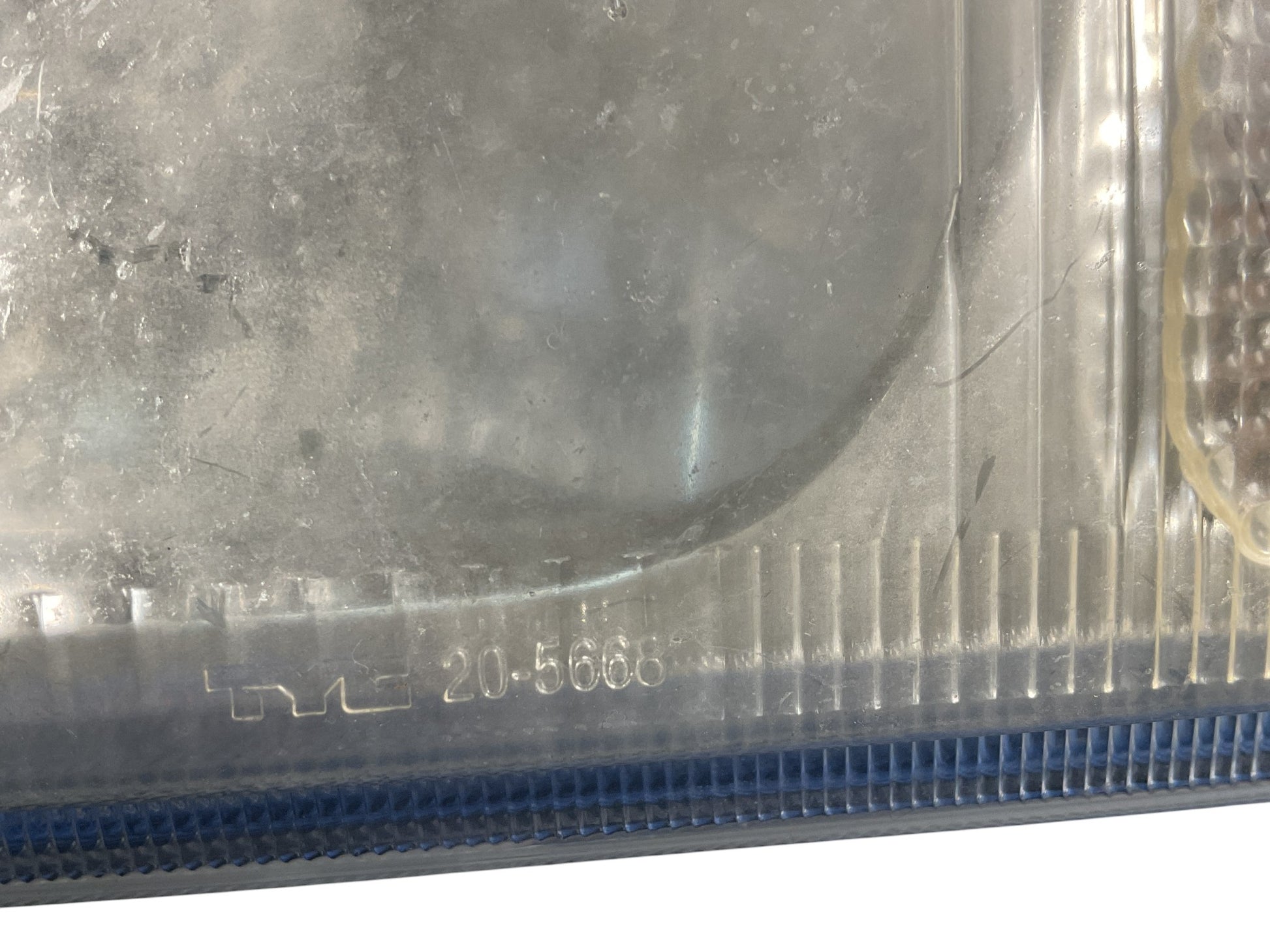 Faro izq Suzuki Grand Vitara 205668B - 205668B