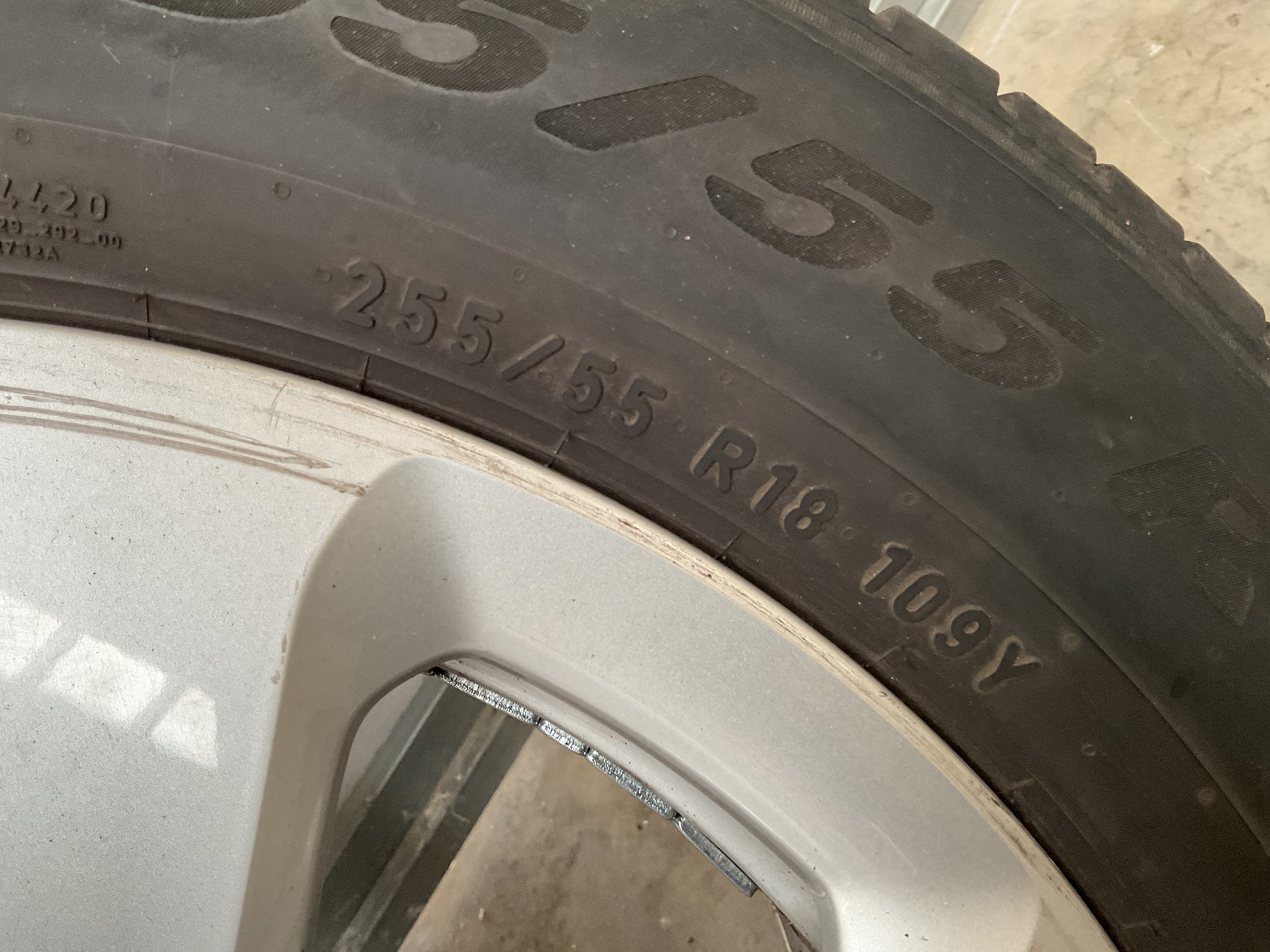 Llanta Audi Q7 2006-2015 - 4L0601025A